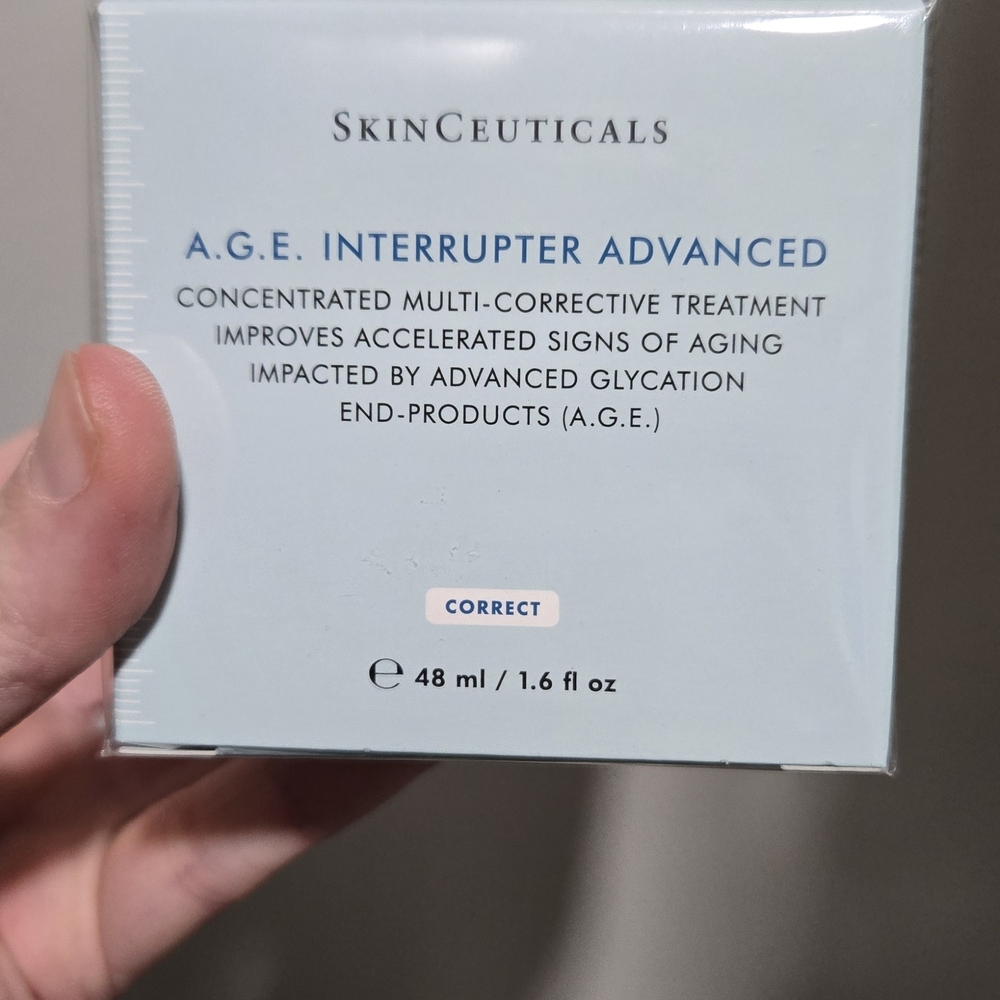 SkinCeuticals A.G.E. Interrupter Advanced - Light Blue